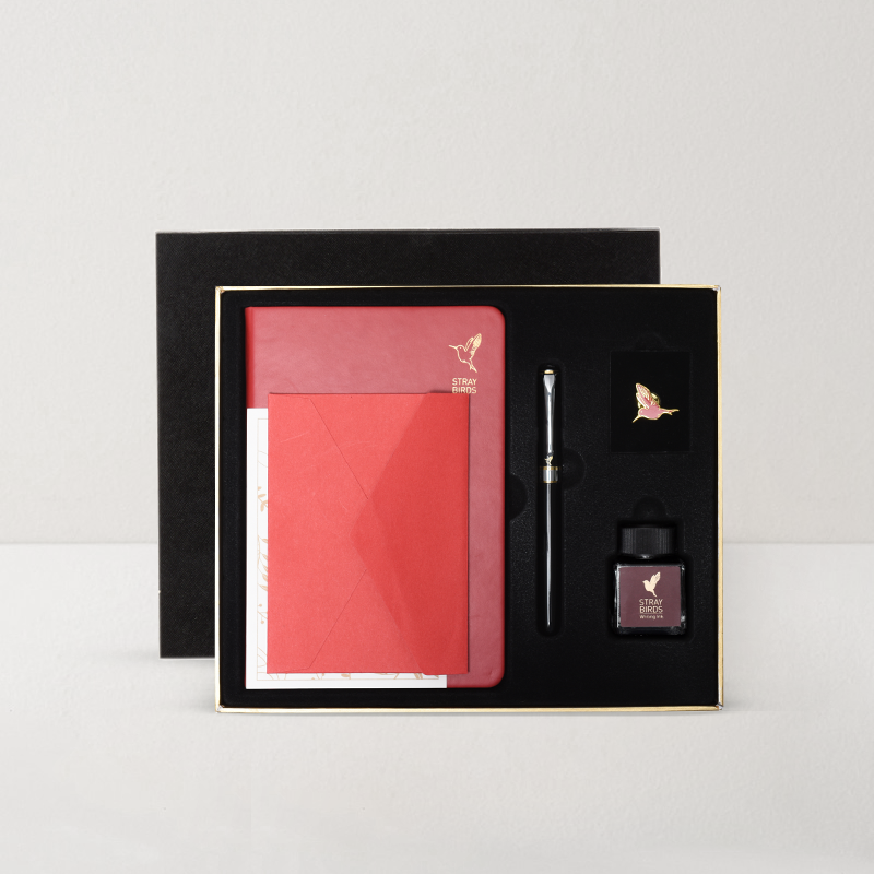 用心记录每一句诗，飞鸟集钢笔本册文具礼盒